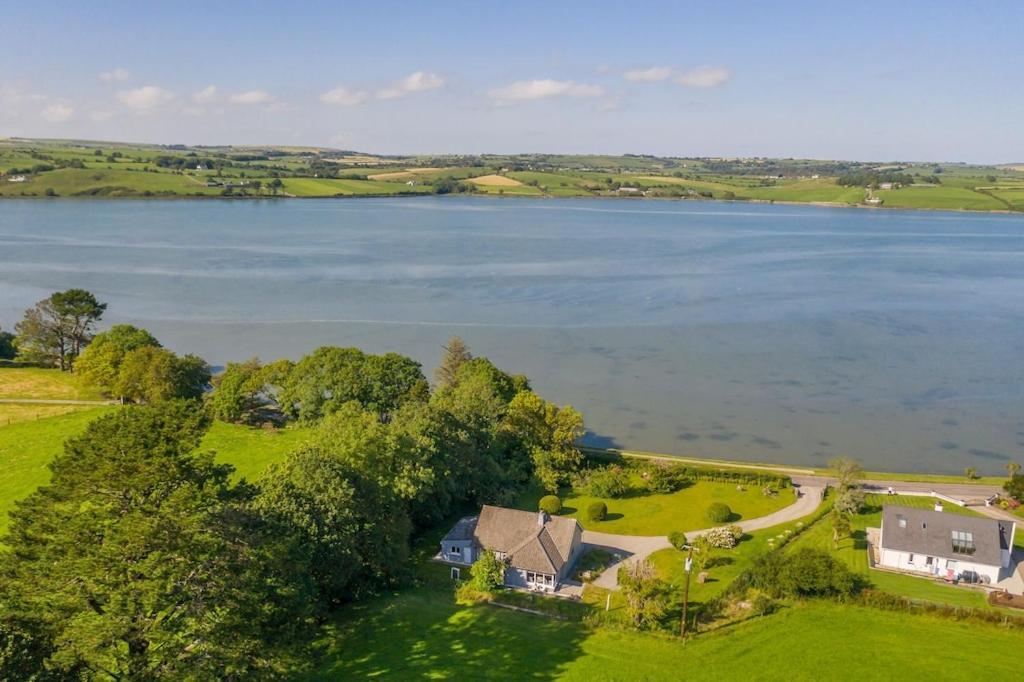 2 Bed Waterfront Property - Close To Courtmacsherry Cork Exterior photo